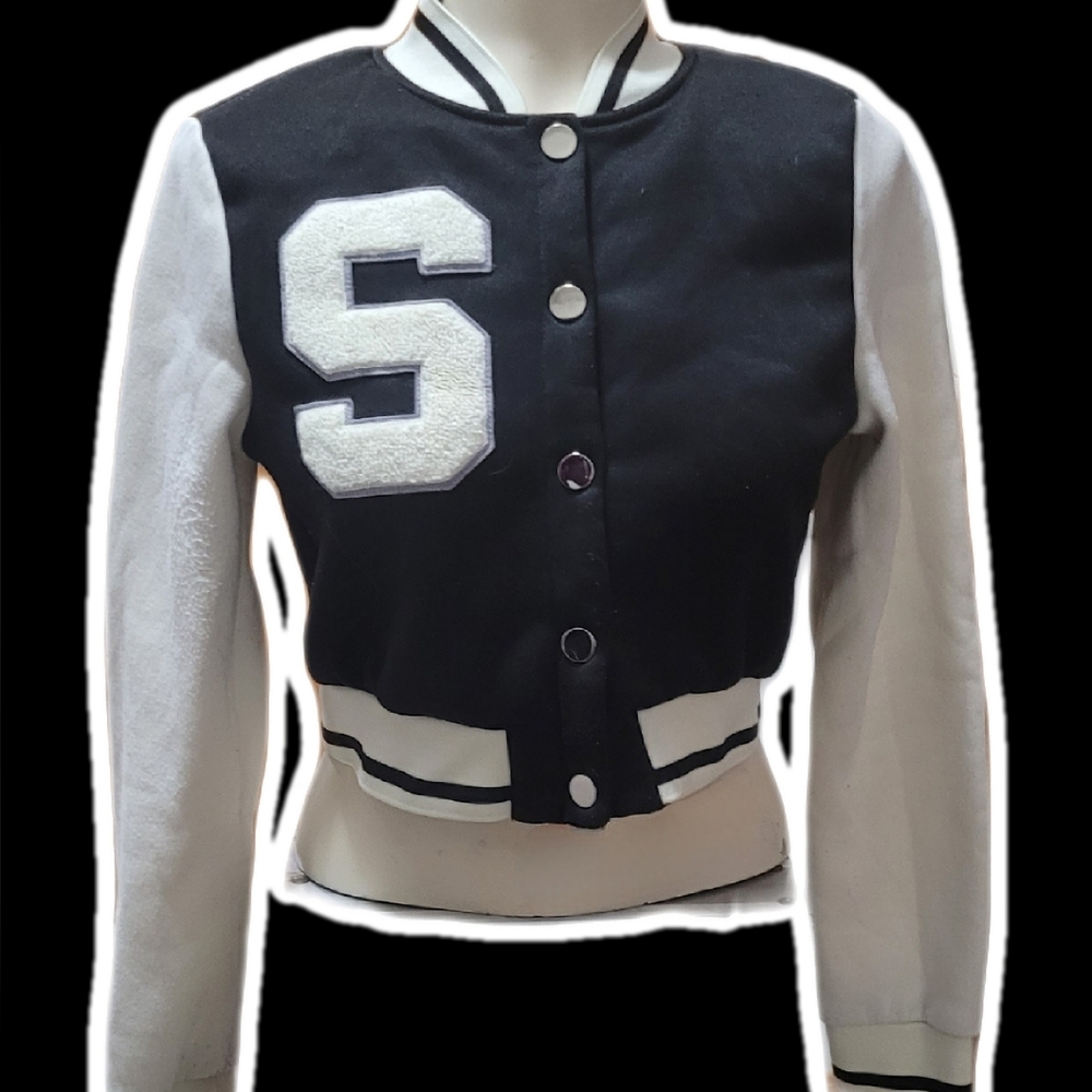 shein black n white varsity button up + 's' patch ⋆˚ʚɞ